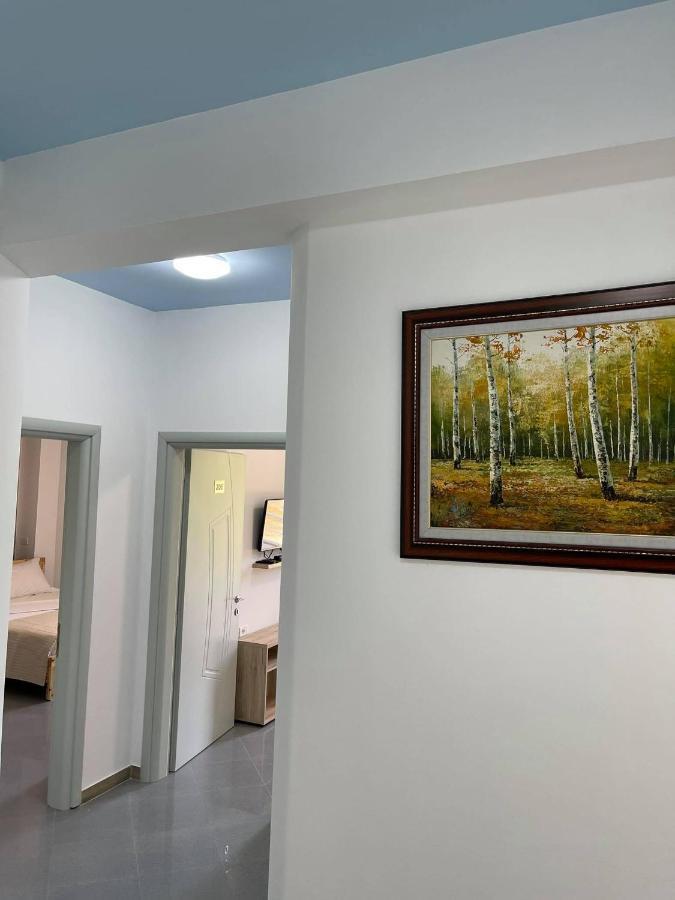 The White Villa Bogove Buitenkant foto
