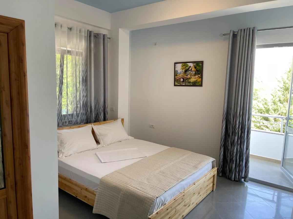 The White Villa Bogove Buitenkant foto