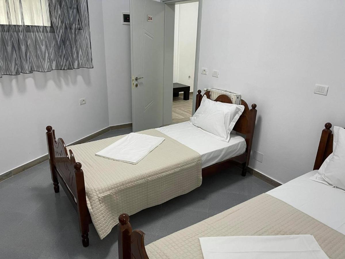 The White Villa Bogove Buitenkant foto